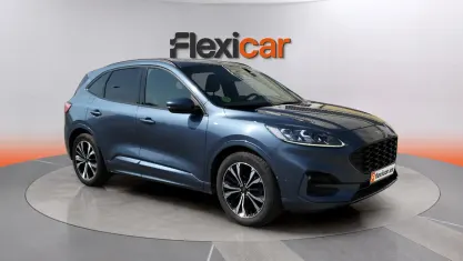 Usado Ford Kuga ST-Line 150 CV (110 kW) 2022 Azul SUV