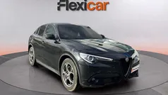 Negro Usado 2022 Alfa Romeo Stelvio Sprint SUV | 23.990 € (Precio justo)