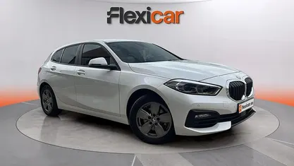 Usado BMW 116 116 CV (85 kW) 2021 Blanco Utilitario