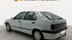Renault R9