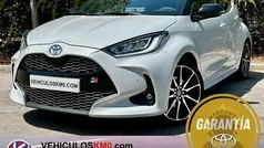 Usado 2024 Toyota Yaris Hybrid Plus Berlina | 23.900 € (Precio justo)