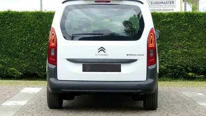 Usado Citroën e-Berlingo Live 100 kW (136 CV) 2024 Blanco Monovolumen