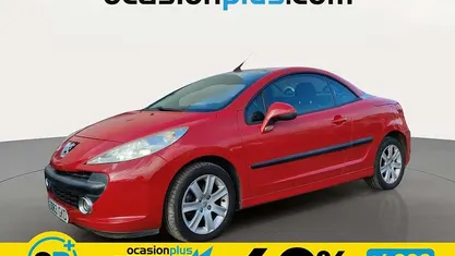Usado Peugeot 207 120 CV (88 kW) 2008 Rojo Descapotable