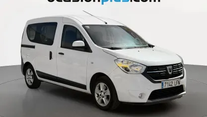 Usado Dacia Dokker Essentiel 95 CV (69 kW) 2020 Blanco Monovolumen