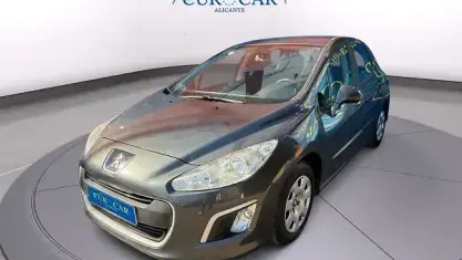 Usado Peugeot 308 Allure 112 CV (82 kW) 2012 Gris / plata Berlina