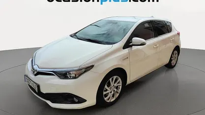 Usado Toyota Auris Hybrid Business Edition 136 CV (100 kW) 2018 Utilitario