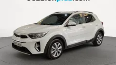 Blanco Usado 2023 Kia Stonic SUV | 19.628 € (Precio justo)