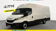 Blanco Usado 2023 Iveco Daily Berlina | 30.490 € (Precio justo)