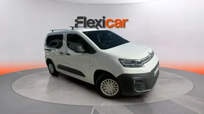 Usado Citroën Berlingo Feel 102 CV (75 kW) 2019 Blanco Monovolumen