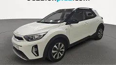 Blanco Usado 2022 Kia Stonic SUV | 14.537 € (Buen precio)