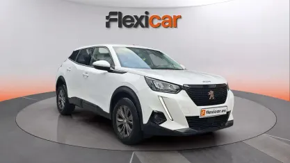 Usado Peugeot 2008 Active 101 CV (74 kW) 2020 Blanco SUV