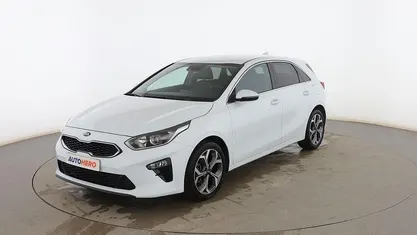 Usado Kia Ceed 120 CV (88 kW) 2020 Blanco Utilitario
