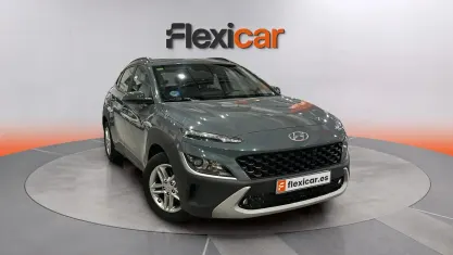 Usado Hyundai Kona 136 CV (100 kW) 2022 Gris SUV