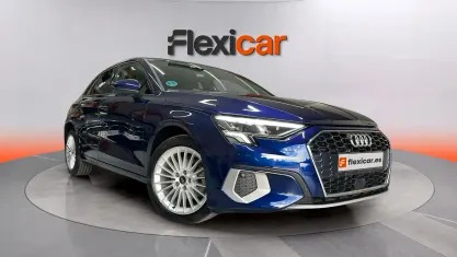 Usado Audi A3 Premium 116 CV (85 kW) 2022 Azul Berlina