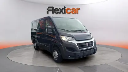 Usado Fiat Ducato 150 CV (110 kW) 2018 Azul Van