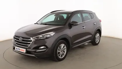 Usado Hyundai Tucson 115 CV (84 kW) 2016 Gris SUV