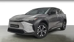 Gris Usado 2025 Toyota bZ4X Advance SUV | 39.890 € (Buen precio)