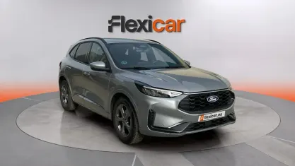 Usado Ford Kuga ST-Line 150 CV (110 kW) 2025 Gris SUV