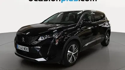 Käytetty Peugeot 5008 Allure 131 HP (96 kW) 2023 Musta Katumaasturi