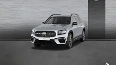 Gris / plateado Usado 2025 Mercedes GLB200 SUV | 47.700 € (Precio justo)