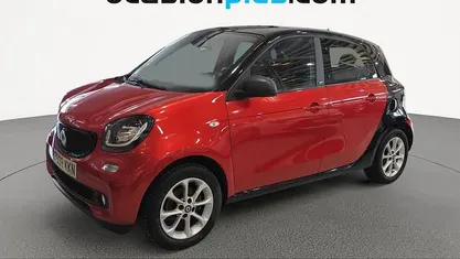 Usado Smart ForFour 90 CV (66 kW) 2018 Rojo Utilitario