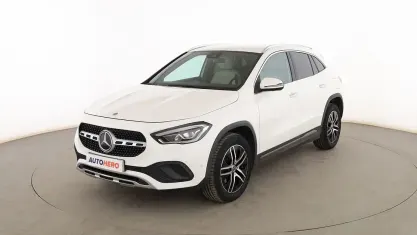 Usado Mercedes GLA200 Progressive 150 CV (110 kW) 2020 Blanco SUV