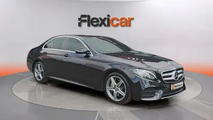 Usado Mercedes E220 194 CV (142 kW) 2019 Azul Berlina