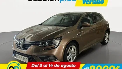 Usado Renault Mégane III Intens 90 CV (66 kW) 2016 Marrón Berlina