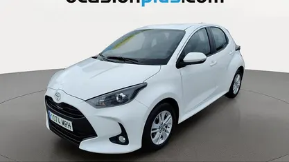 Usado Toyota Yaris Edition 125 CV (91 kW) 2024 Blanco Utilitario