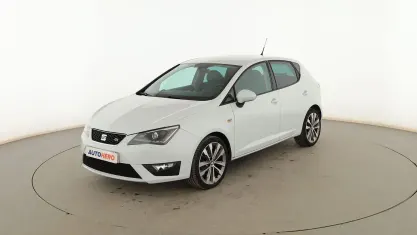 Usado Seat Ibiza Crono 105 CV (77 kW) 2016 Blanco Berlina