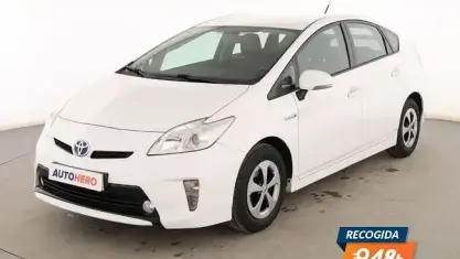 Usado Toyota Prius Advance 136 CV (100 kW) 2015 Blanco Berlina