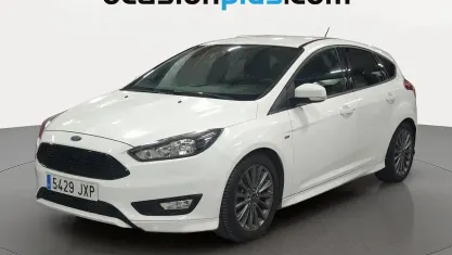 Usado Ford Focus ST-Line 125 CV (91 kW) 2017 Blanco Utilitario