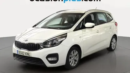 Usado Kia Carens 116 CV (85 kW) 2018 Blanco Monovolumen
