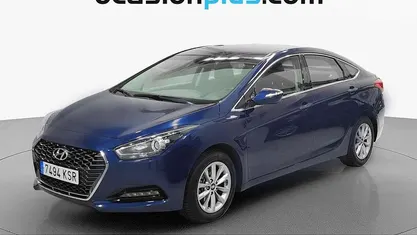 Usado Hyundai i40 135 CV (99 kW) 2018 Azul Berlina