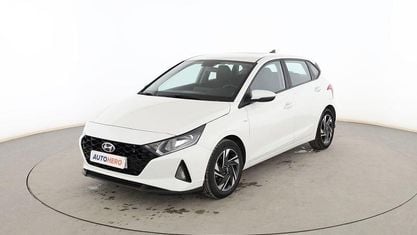 Usado Hyundai i20 101 CV (74 kW) 2021 Blanco Utilitario