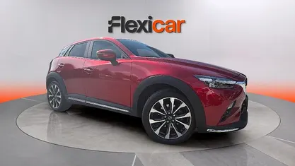 Usado Mazda CX-3 121 CV (88 kW) 2022 Granate SUV