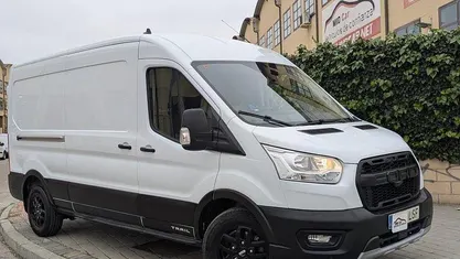 Usado Ford Transit 130 CV (95 kW) 2021 Blanco Van