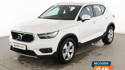 Begagnad Volvo XC40 Momentum 129 HK (94 kW) 2021 Vit SUV