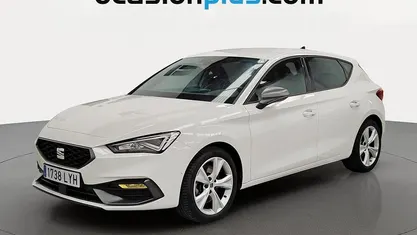 Usado Seat Leon FR 150 CV (110 kW) 2022 Monovolumen