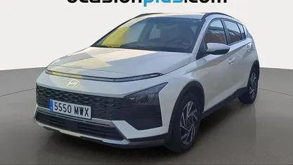 Blanco Usado 2024 Hyundai Bayon SUV | 15.446 € (Buen precio)