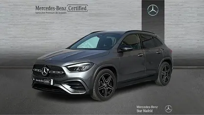 Usado Mercedes GLA200 AMG line 150 CV (110 kW) 2025 Gris SUV