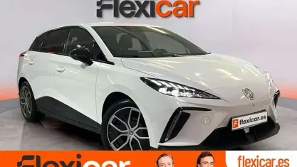 Usado MG MG4 EV Luxury 150 kW (204 CV) 2023 Blanco Utilitario