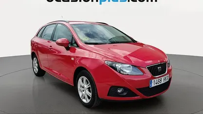 Usado Seat Ibiza ST Reference 90 HP (66 kW) 2012 Vermelho Carrinha