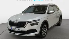 Gris plata Usado 2022 Skoda Kamiq SUV | 19.500 € (Precio justo)