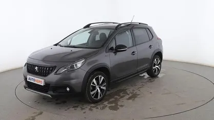 Usado Peugeot 2008 GT-line 102 CV (75 kW) 2019 Gris SUV
