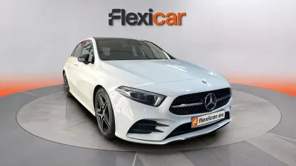 Usado Mercedes A180 136 CV (100 kW) 2022 Blanco Berlina