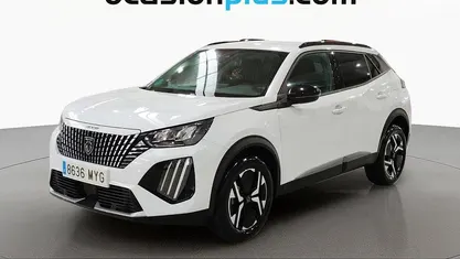 Usado Peugeot 2008 Allure 102 CV (75 kW) 2025 Blanco SUV