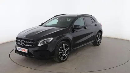 Usado Mercedes GLA200 AMG line 155 CV (114 kW) 2018 SUV