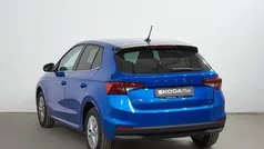 Azul Usado 2025 Skoda Fabia Selection Utilitario | 18.900 € (Precio justo)