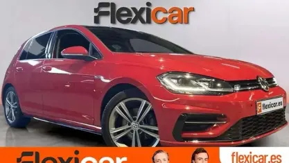 Usado VW Golf VII Sport 150 CV (110 kW) 2019 Rojo Utilitario